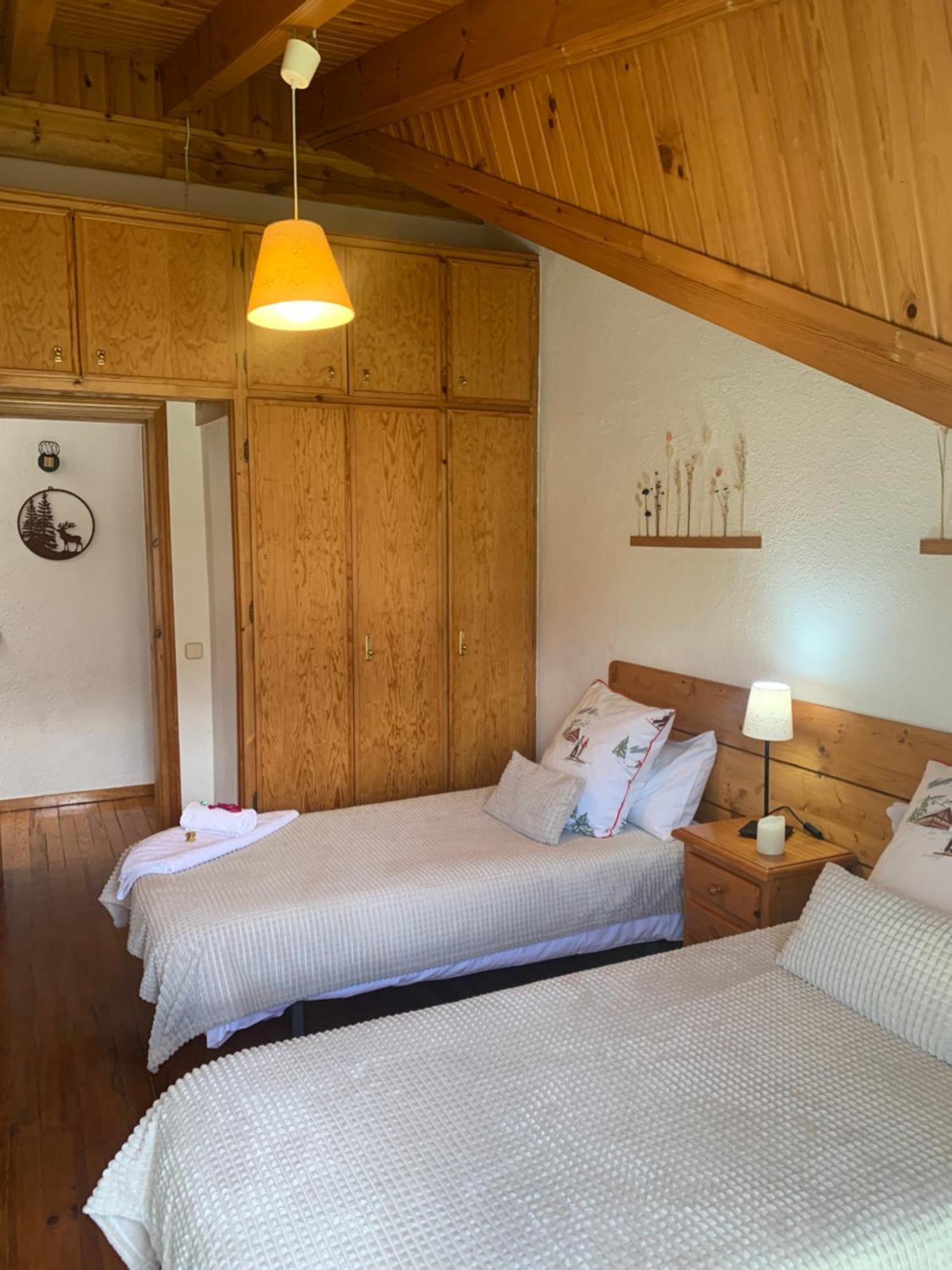 Atico Con Encanto En Bellver De Cerdanya Appartement Buitenkant foto