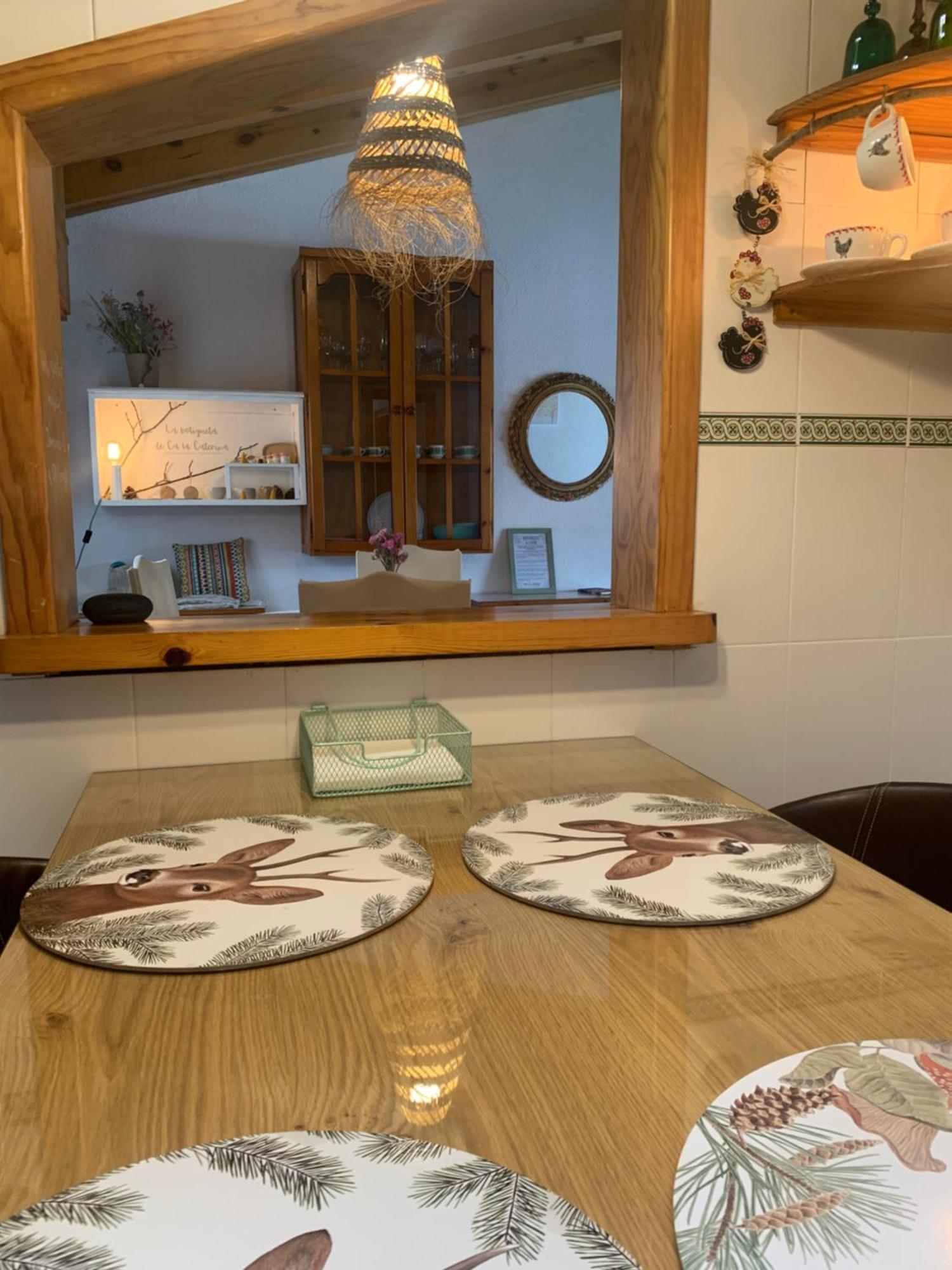 Atico Con Encanto En Bellver De Cerdanya Appartement Buitenkant foto